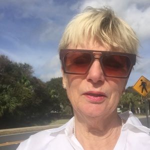 Meet your Posher, Barbara